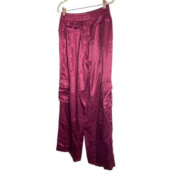 Lovers and Friends Satin Wide Leg Cargo Pants Pull On Elastic Waist Size Small - Picture 5 of 8